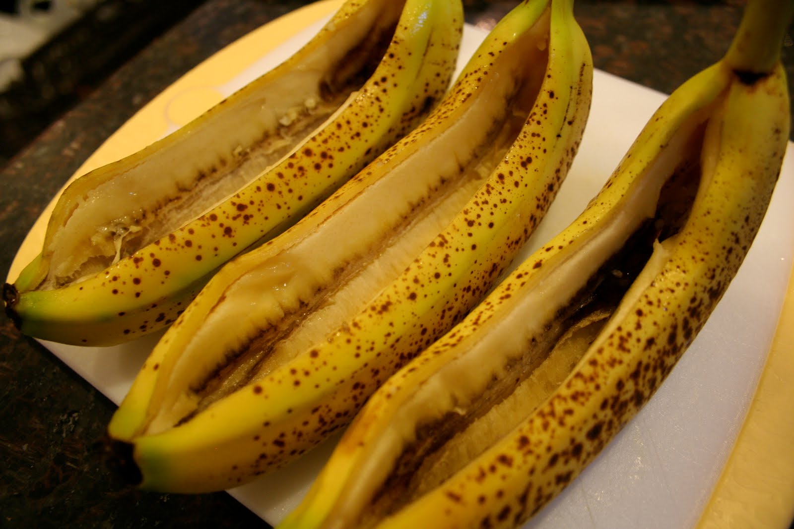 Pink and Green Mama * Grilled Bananas!