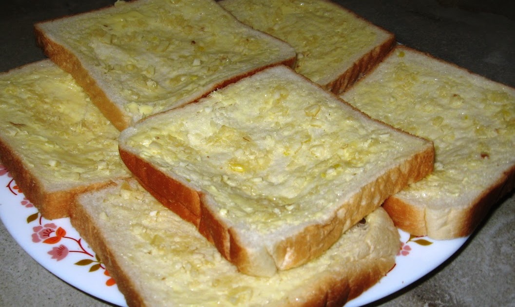 Ah Shui Little Kitchen Garlic Butter Bread