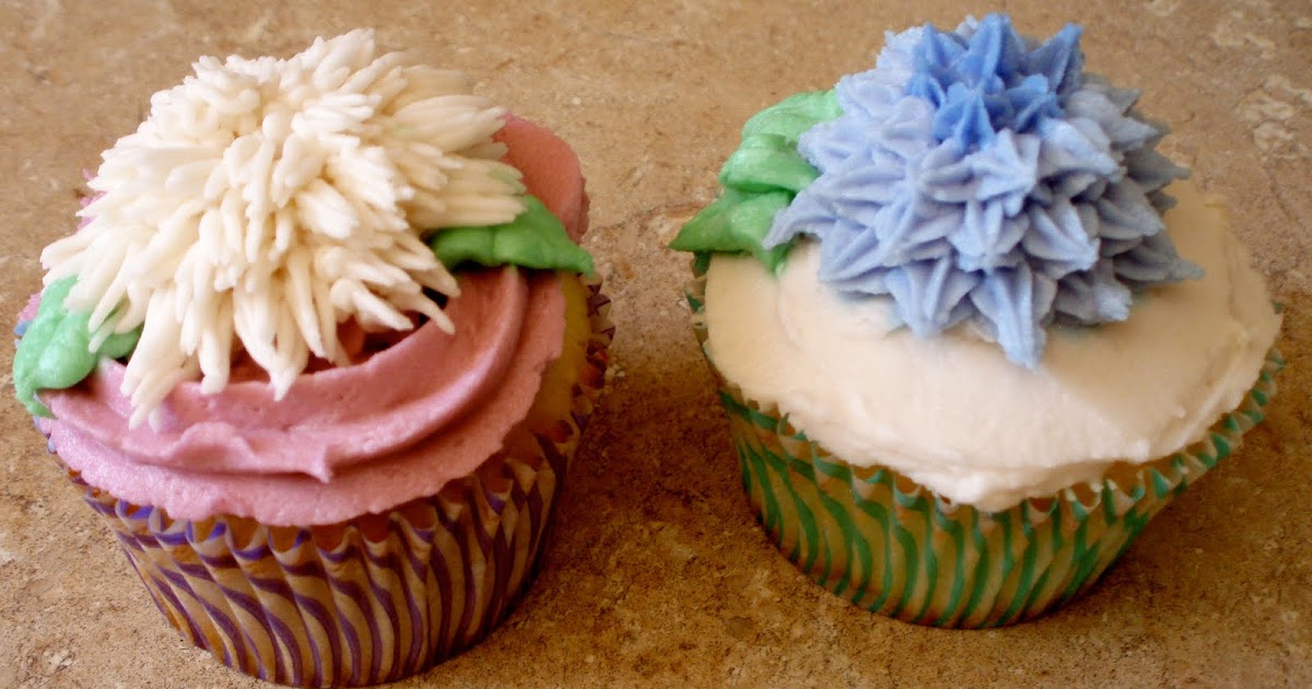 Naked Cupcakes Wilton Cake Decorating Level 1, Flowers!