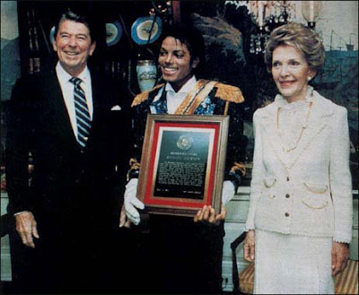 Michael+Jackson+and+President+Ronald+Reagan+1984.jpg