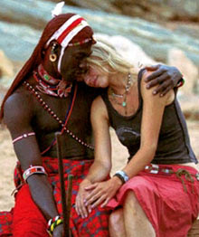 Masai+and+white+in+love.jpg