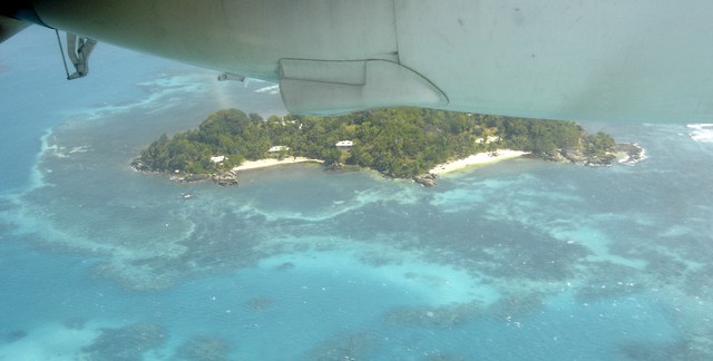 Ile - Vol Mahe Praslin aux Seychelles