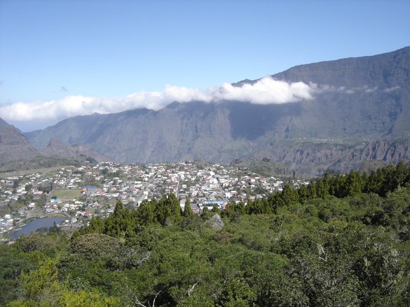 Village de Cilaos vu de la Roche Merveilleuse