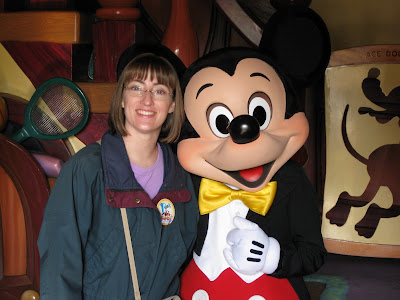 Disneyland - Gwennie and Mickey