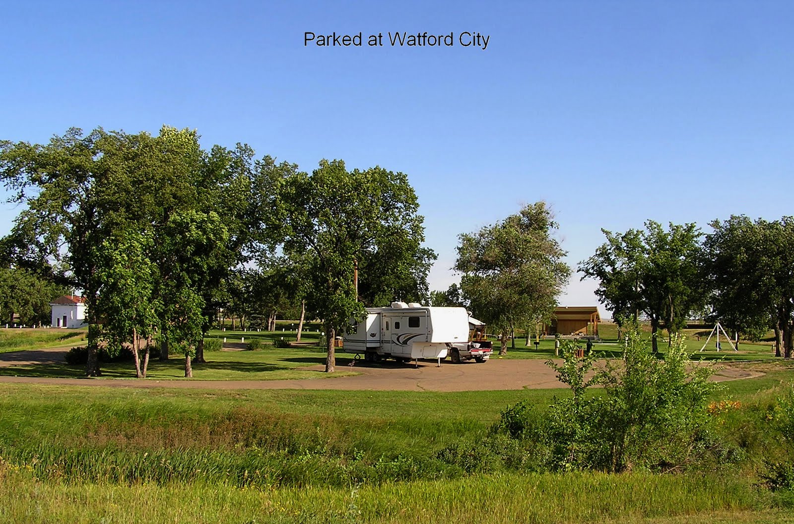 On the Road in 2009 with Doug & Willie Watford City Tourist Park