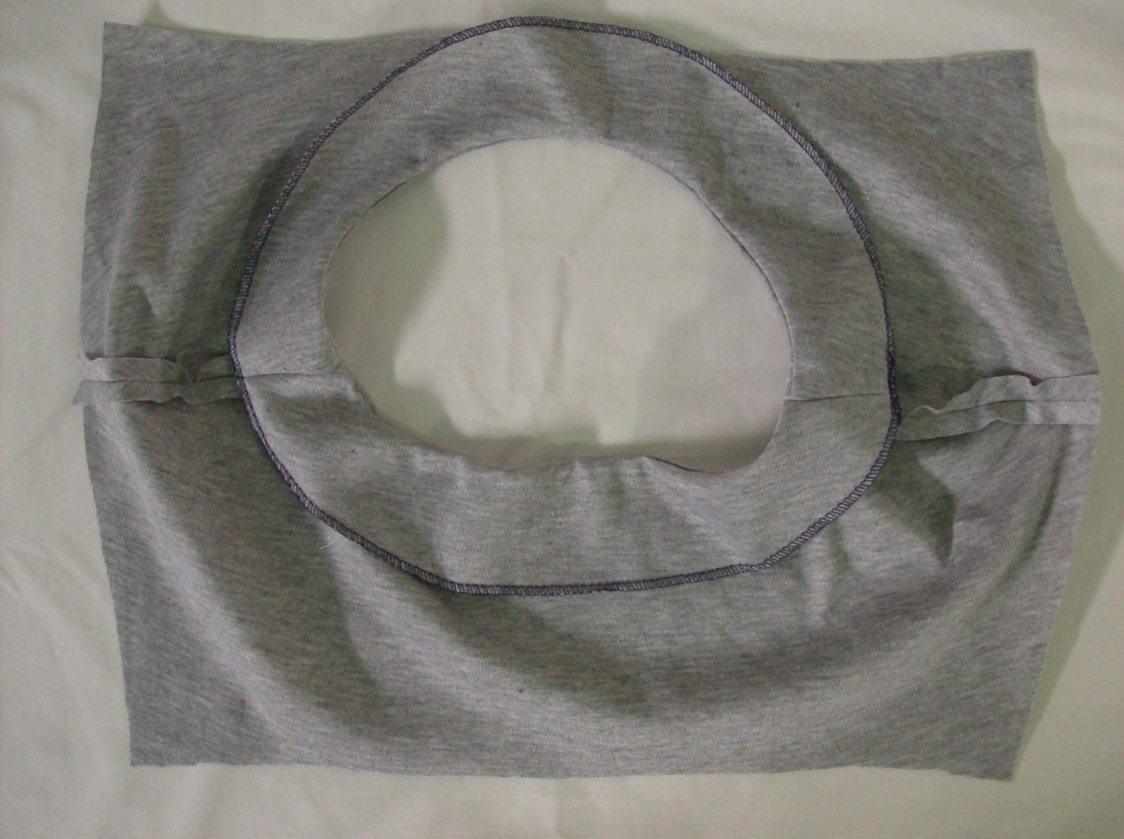 [shirt-118-burda-febrero-2009-vista+cuello.jpg]