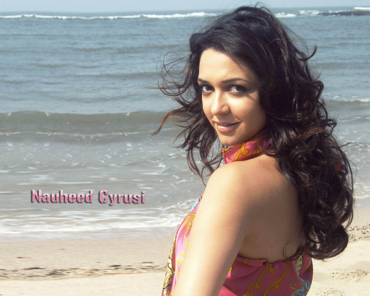 Nauheed Cyrusi Wallpapers