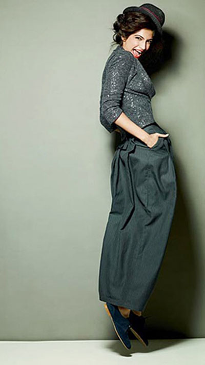 Fashion on Sonam Kapoor New Magazine Red Hot Fashion Photos Sonam Kapoor