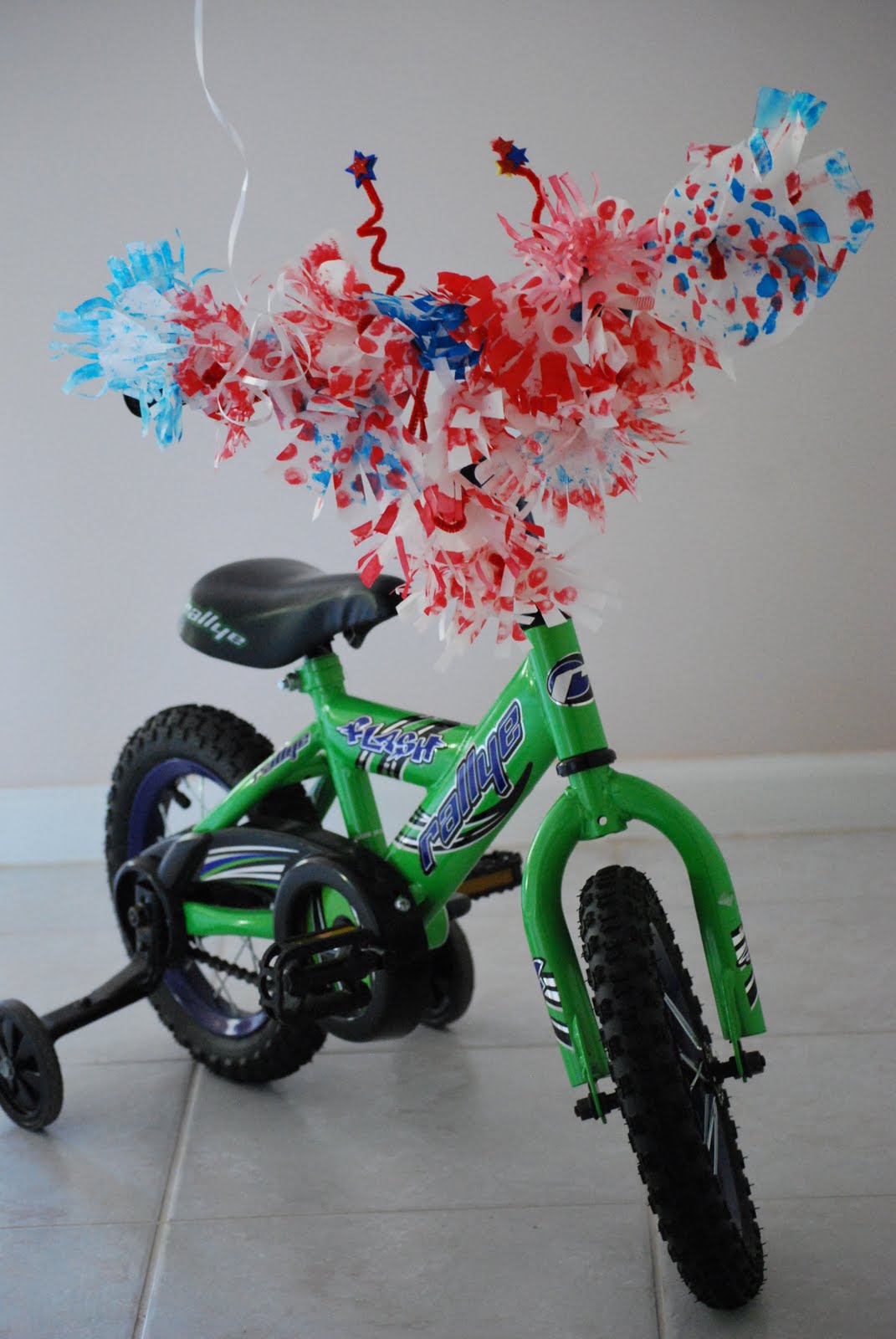 DSC_0002.JPG 1,071×1,600 pixels Bike decorations, Bike parade, 4th of