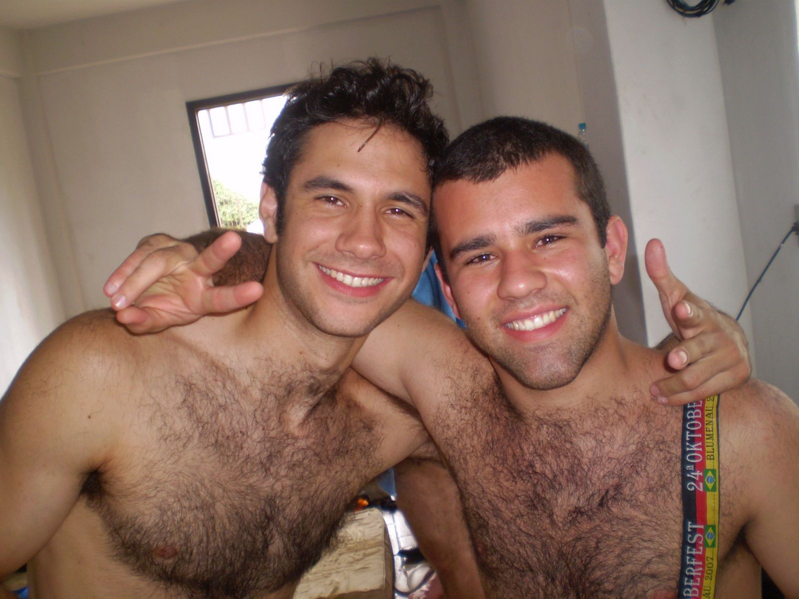 gay men on shemale efe