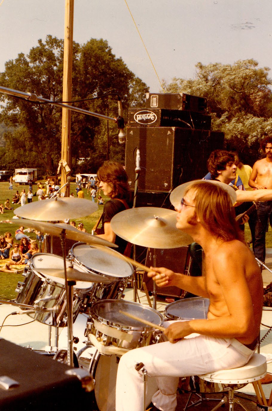 RON ASHETON´S NEW ORDER PHOTOS Aug+1975