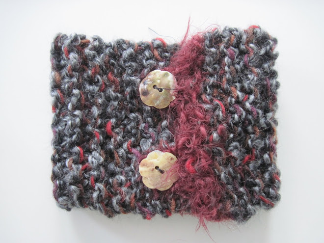 Double buttons neck warmer
