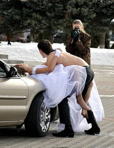 Bizarre-Brides-And-Weird-Weddings-1-465x604.jpg