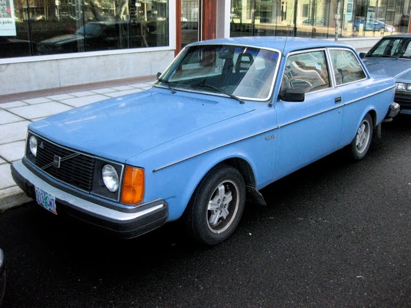 Volvo 242