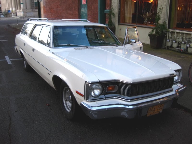OLD PARKED CARS. 1975 AMC Matador Station Wagon.