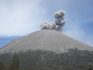 semeru-crop.jpg