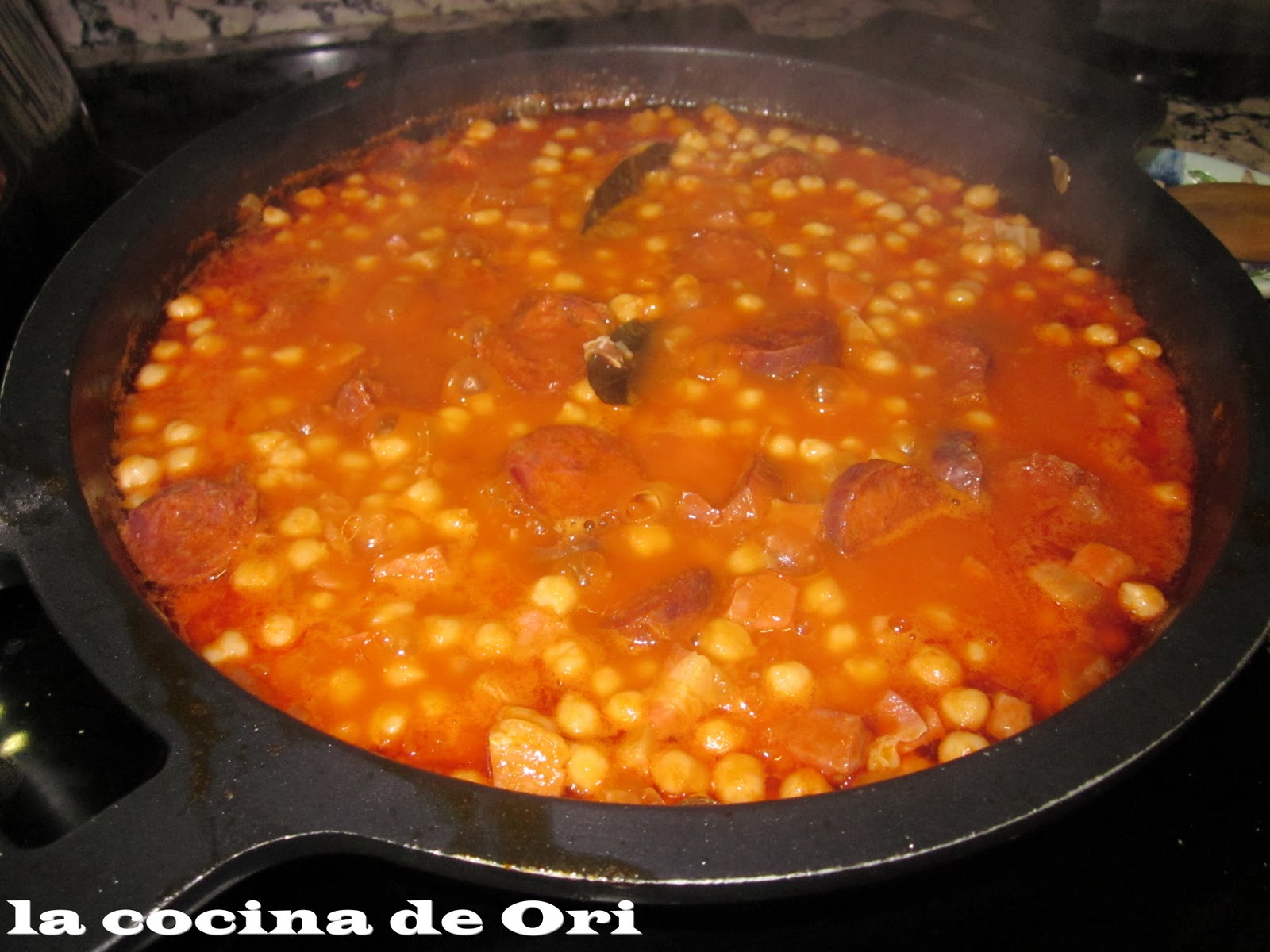 LA COCINA DE ORI GARBANZOS GUISADOS CON CHORIZO Y JAMON