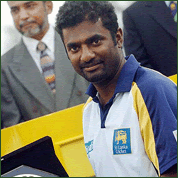 [Muralitharan_com_2006_home_pic.gif]