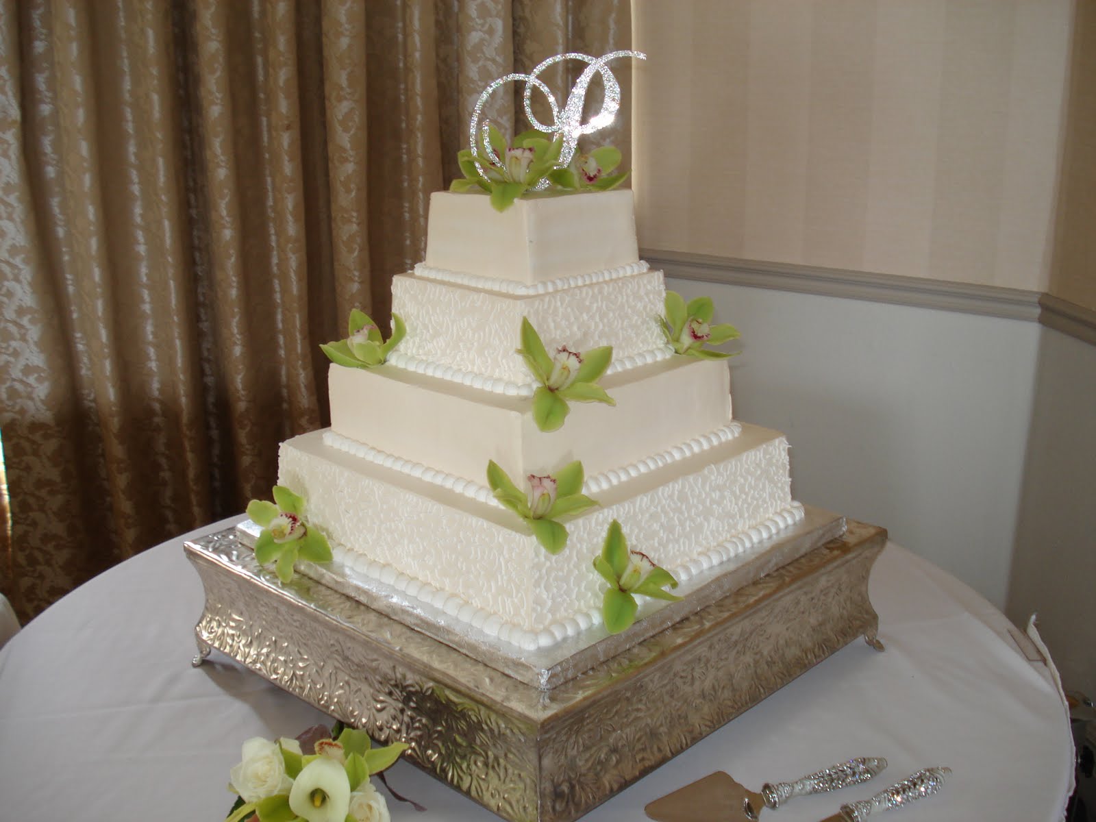 Wedding Cakes Pictures July 2010