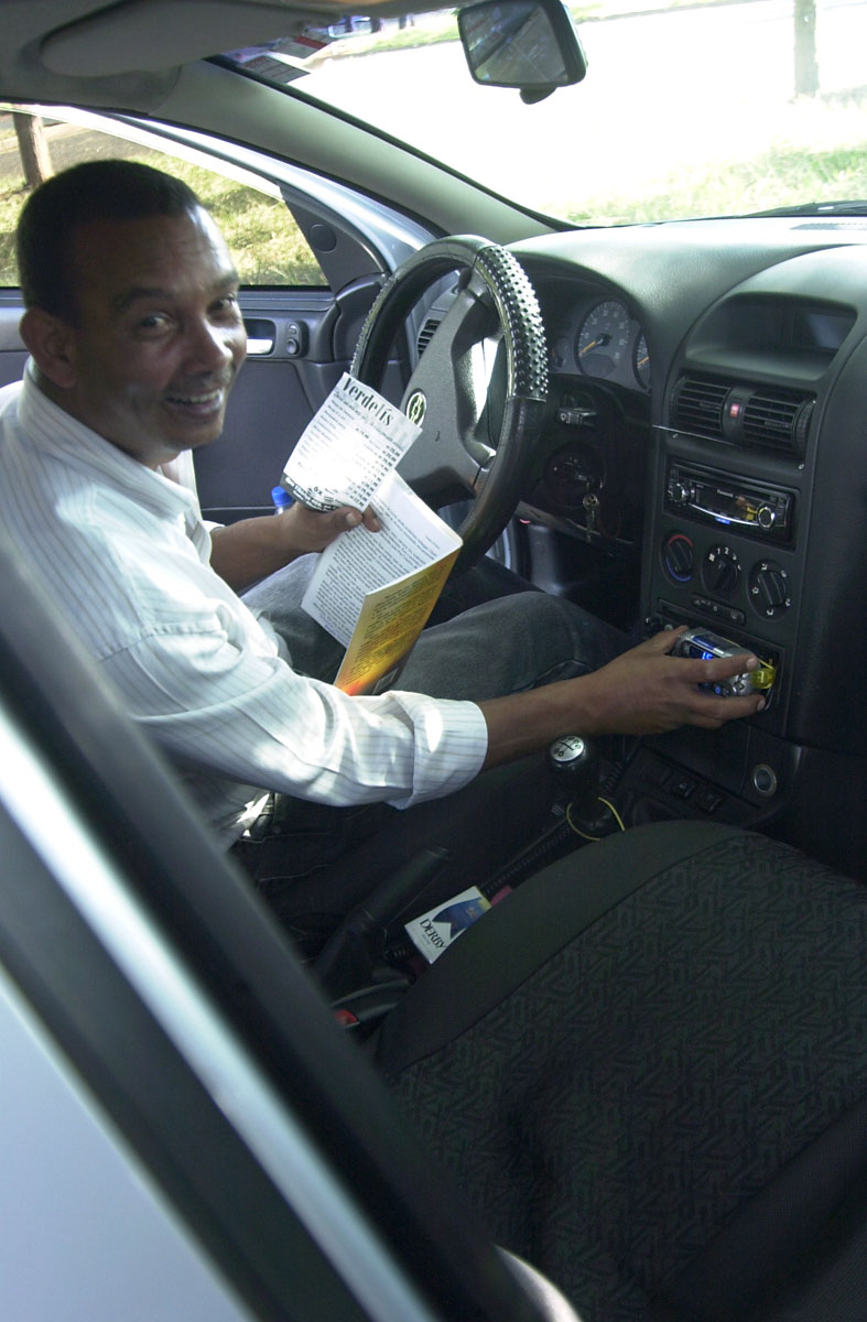 [_formiga_segura_taximetro.jpg]