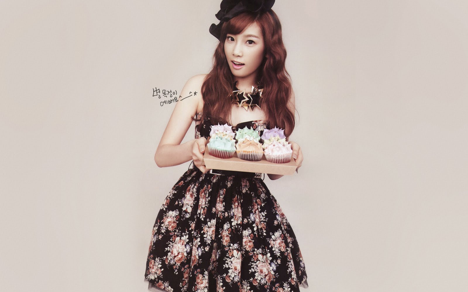 http://2.bp.blogspot.com/_UBuGuuKC7Gk/S8hh6IyjtVI/AAAAAAAABQc/DqD-fq6iKPc/s1600/Taeyeon%2BWallpaper-38.jpg