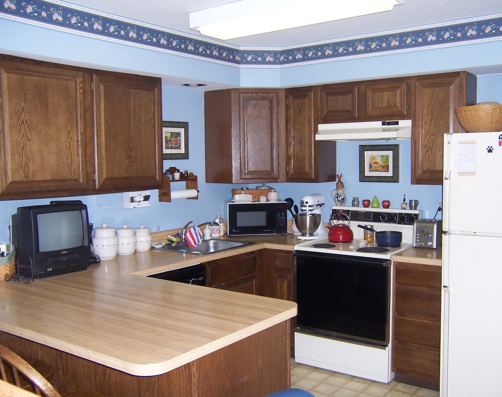 [Kitchen.JPG]