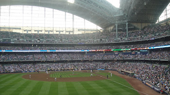 Dentro do Estádio do Brewers Miwaukee