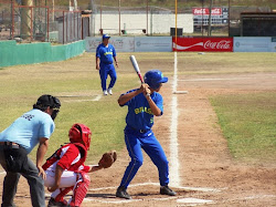 Morishita rebatendo contra o Peru