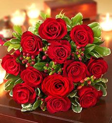 الى اعضاء منتدانا الغالي لهدي هذه الباقات من الورود Rose+bouquet