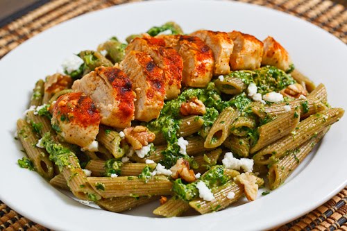 Spinach Pesto Pasta with Paprika Grilled Chicken