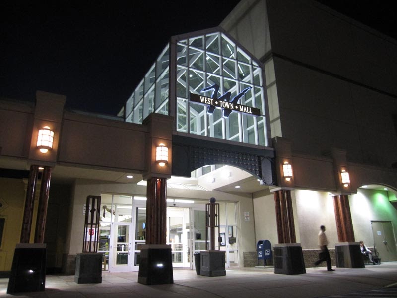 Sky City Retail History West Town Mall Knoxville, TN