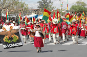 LOS PONCHOS ROJOS DE ACHACACHI