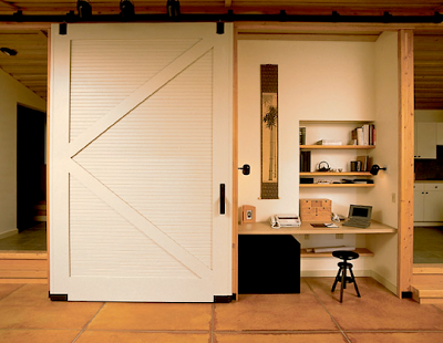 Love Avails: Amazing Barn Doors