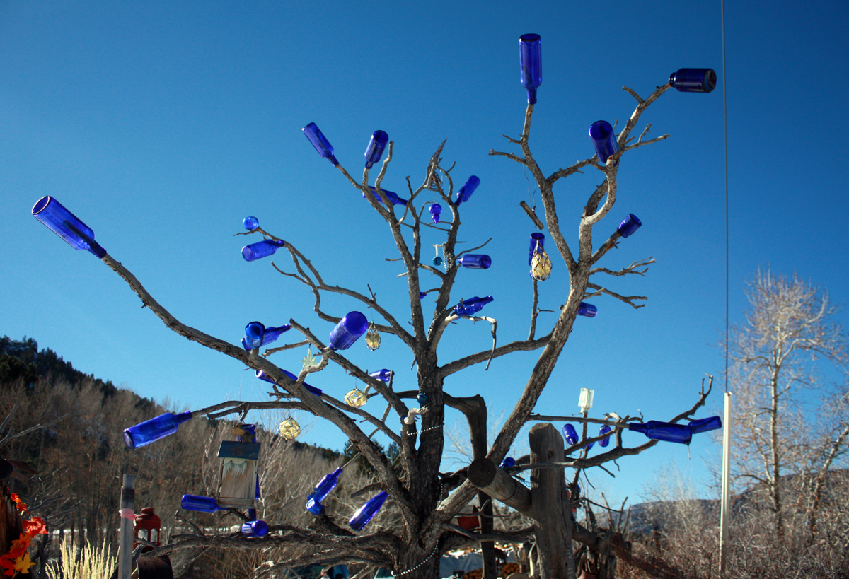 LAURIE BETH ZUCKERMAN ICONARTE LAURIE ZUCKERMAN PHOTOGRAPHS BOTTLE