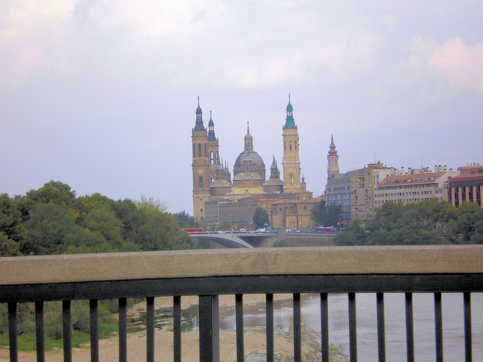 [P8270005.JPG]