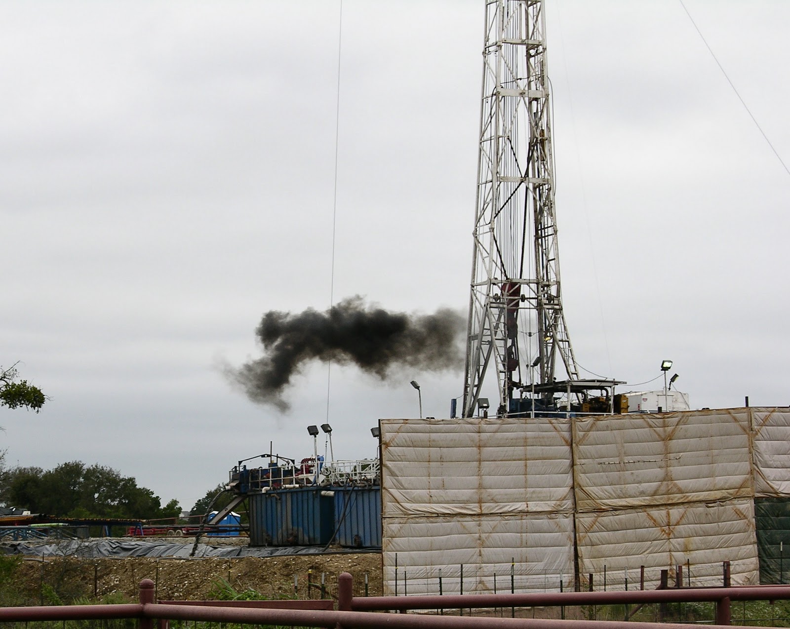 photo of Barnett shale well