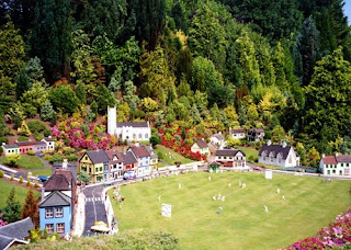 Babbacombe Model Village
