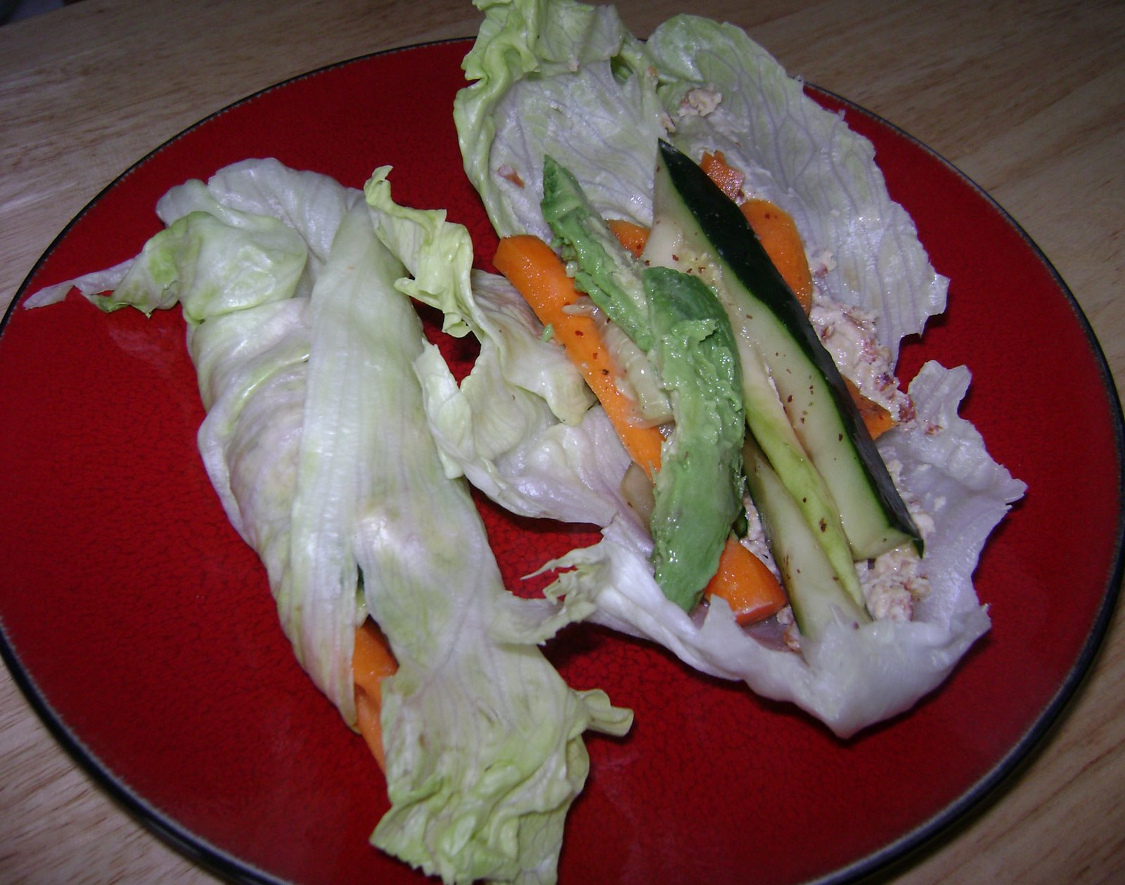 [veggie+lettuce+wrap+w+almond+cheese.jpg]