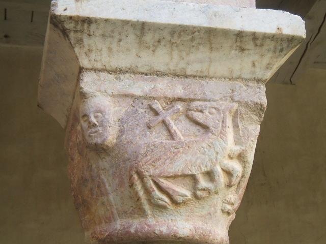 capitello dell'Agnus Dei(Onfalos)