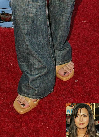 Marisol Nichols Feet.