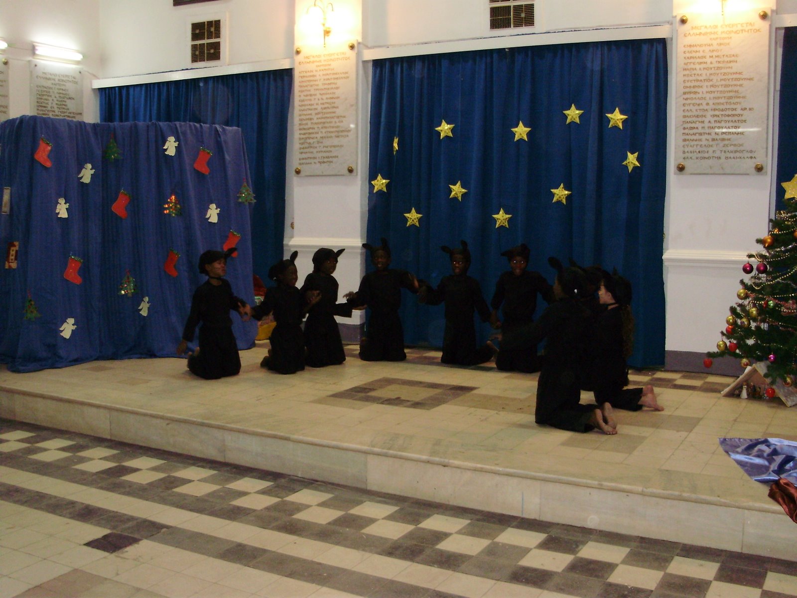 [PC220022.JPG]