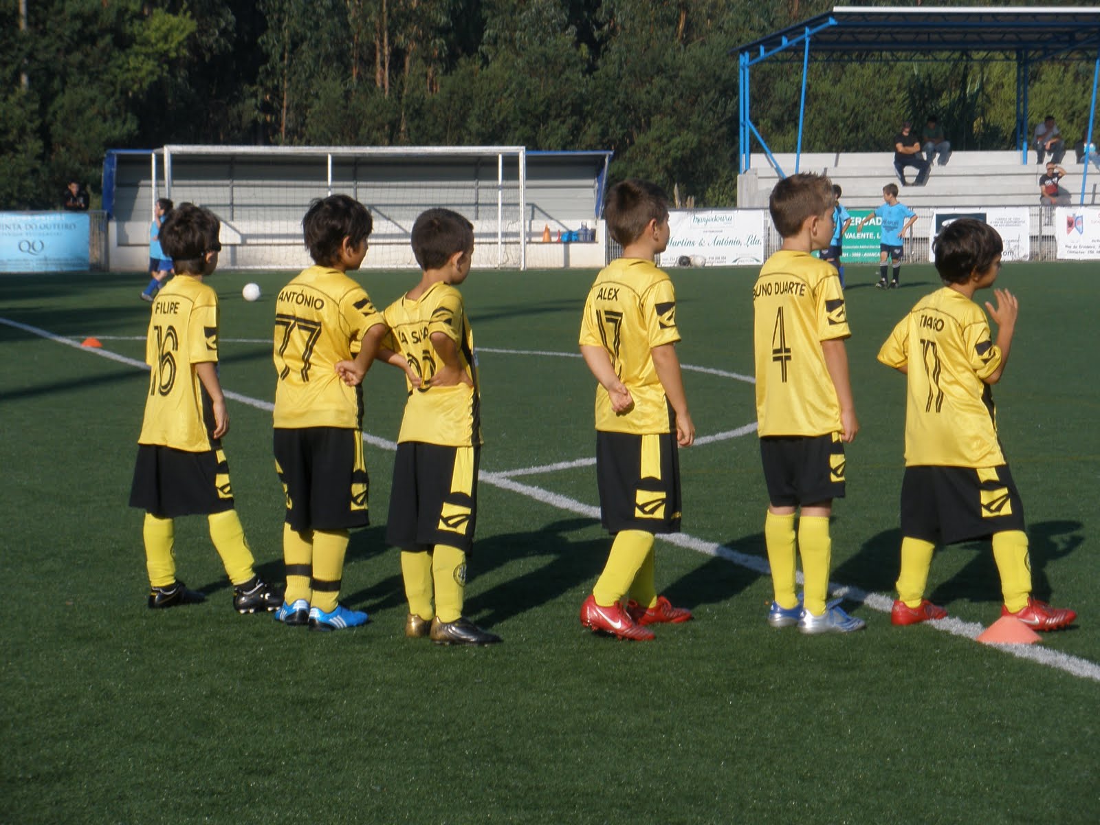 [Escolas_C_2001.JPG]