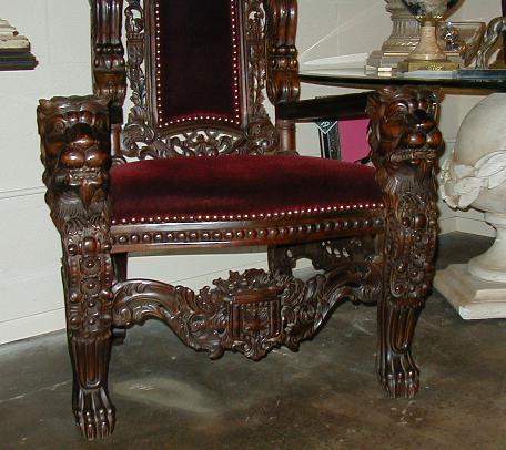 [R0721throne4.JPG]
