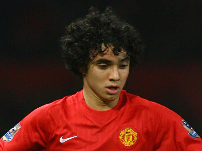 rafael da silva new contract deal manchester united