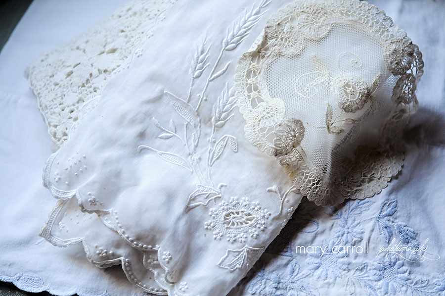 Little Red House I ♥ Vintage Linens