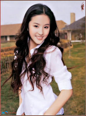 Cute China girl: Liu Yi Fei