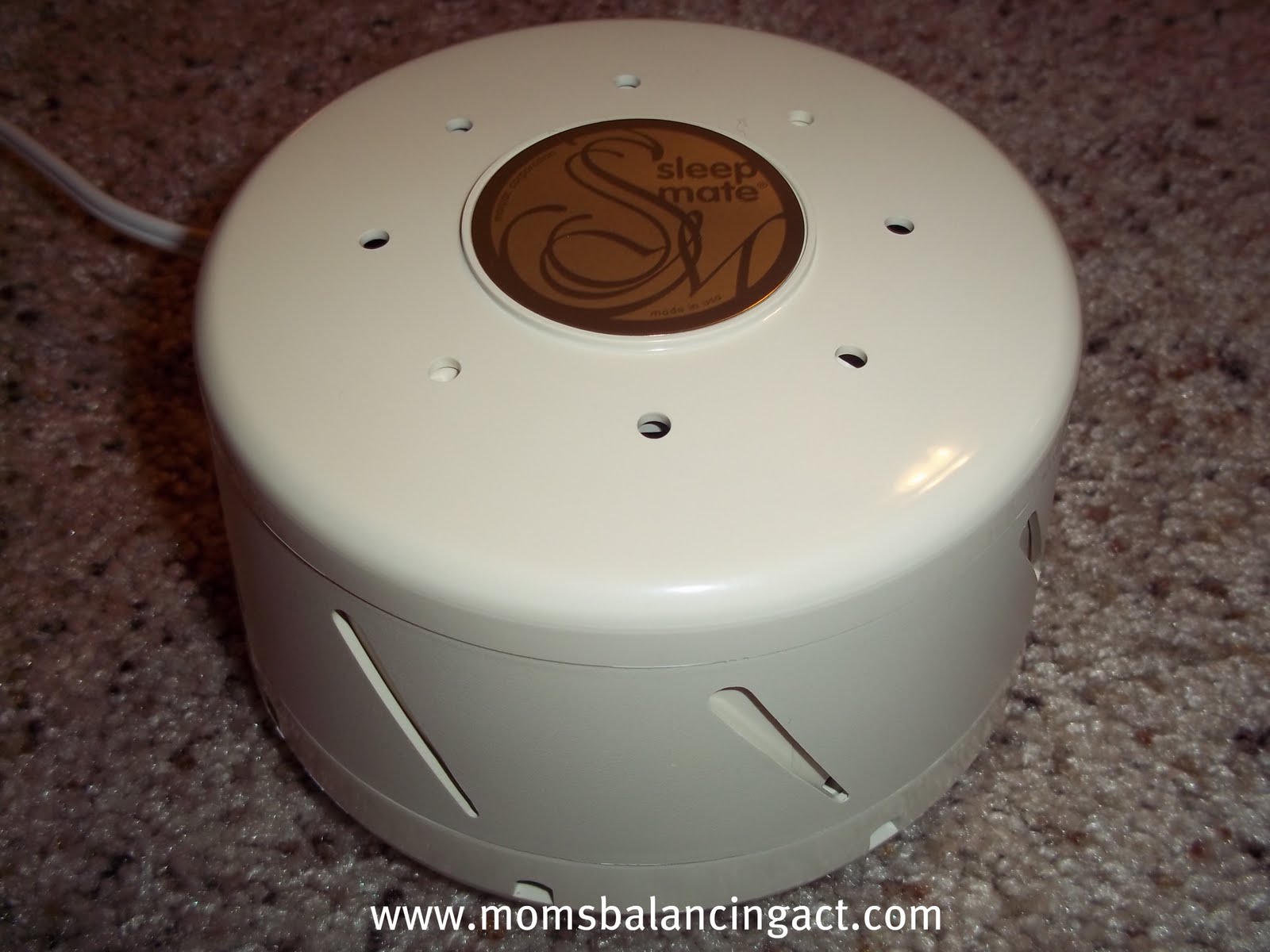 Marpac DualSpeed SleepMate Sound Machine from Fabove Review & Giveaway