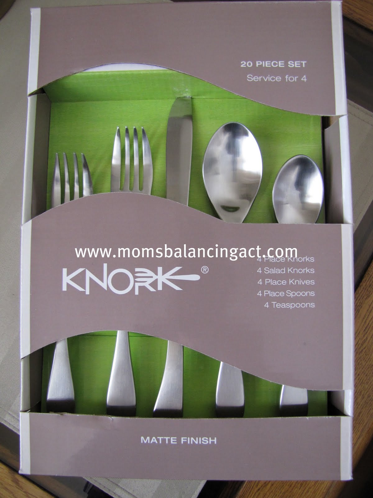 Knork Flatware 20 Piece Set Review & Giveaway