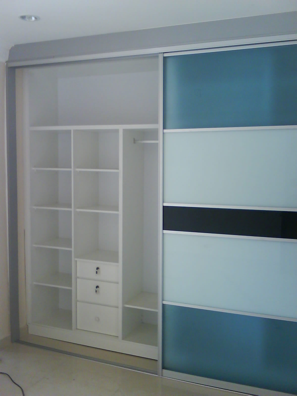 Kitchen storage cabinet with doors Malaysia Bedroom Wardrobe Cabinet