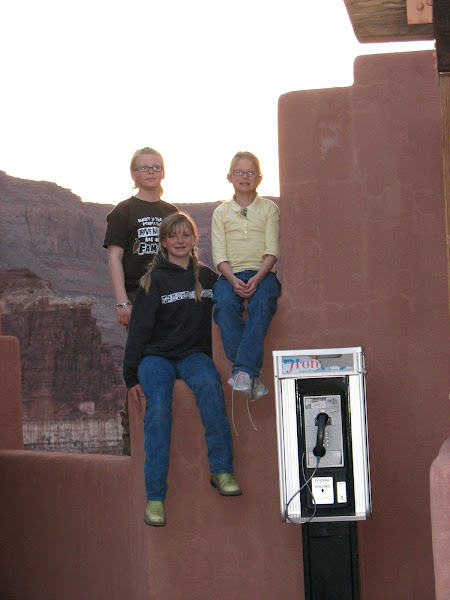 Lacy, Kelsie, and Collette